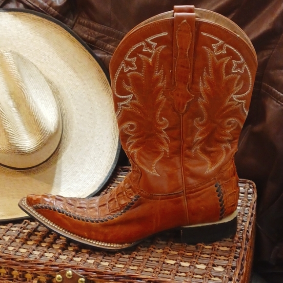 BOTAS AGUILA REAL Exotic Alligators Cowboy Boots - Picture 10 of 14